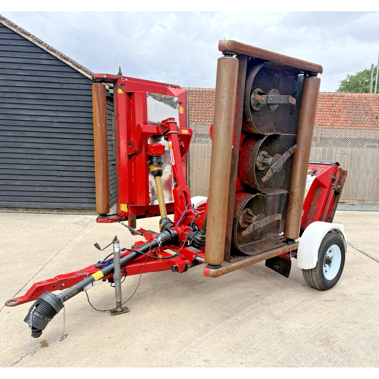 2011 TRIMAX PEGASUS 493 S3 4.93M WIDE AREA TRAILED BATWING MOWER