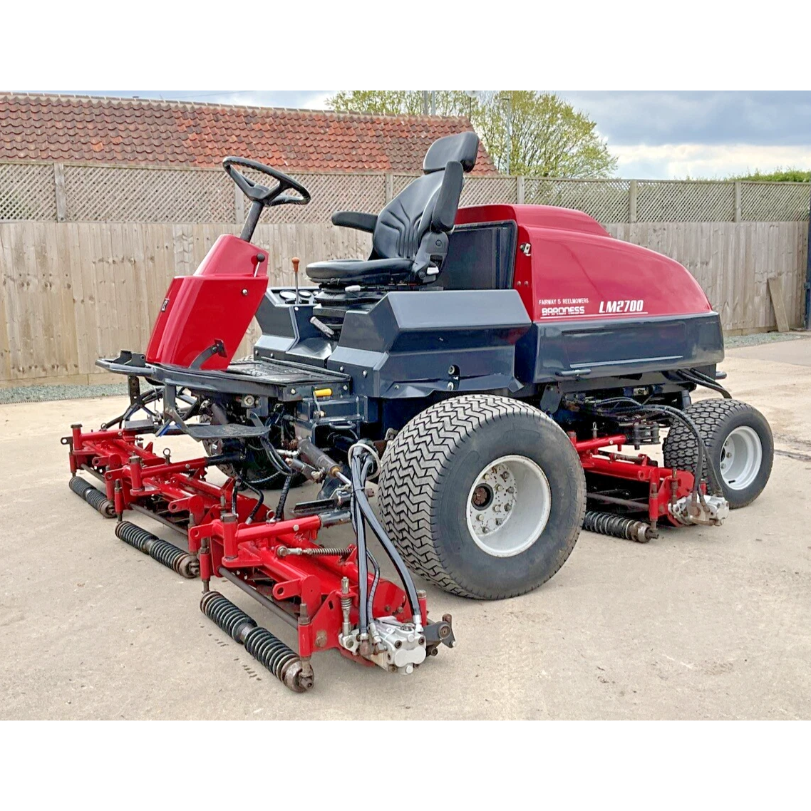 2013 BARONESS LM2700 5 GANG FAIRWAY RIDE ON LAWN MOWER