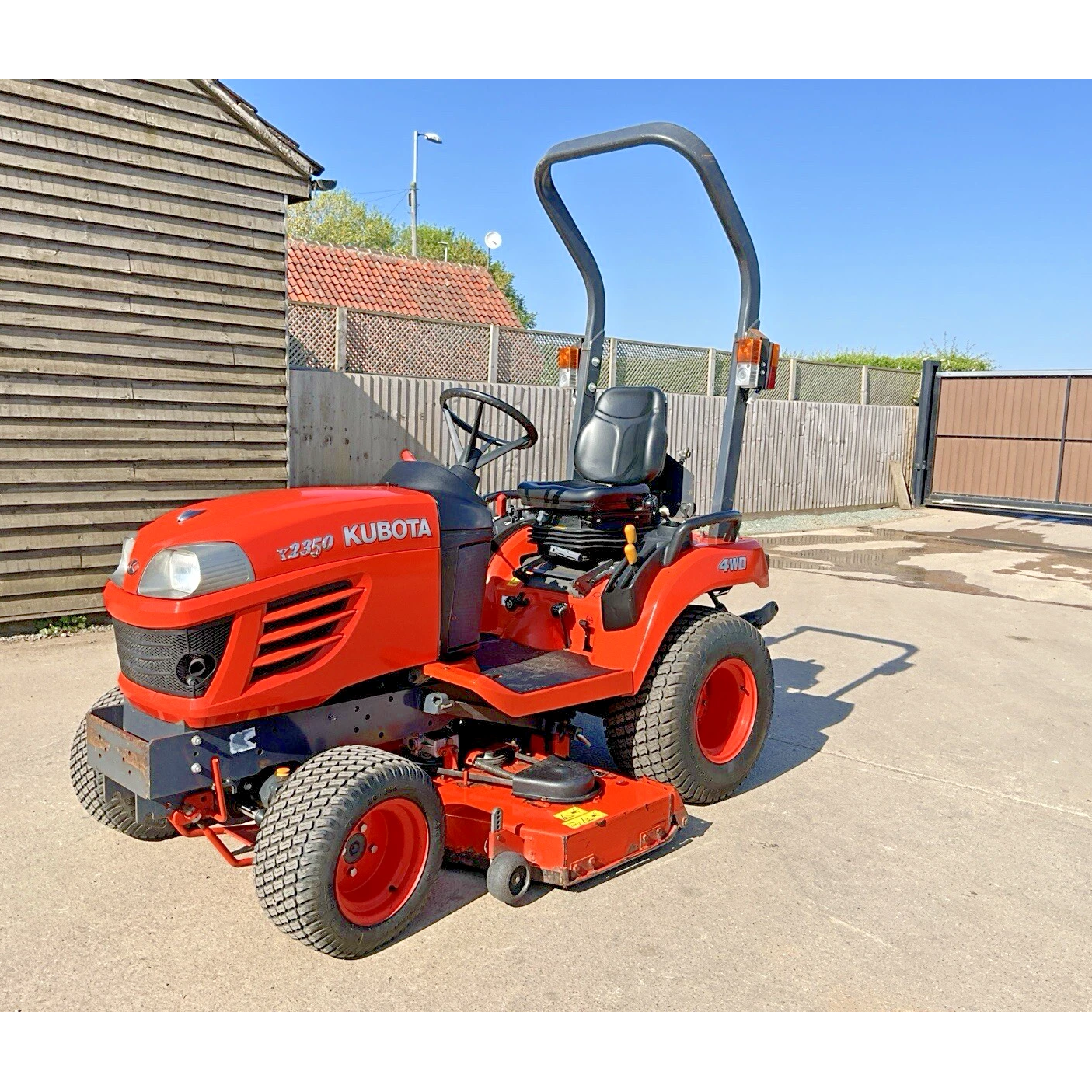 2014 KUBOTA BX2350 DIESEL 4WD COMPACT TRACTOR WITH 48 INCH LAWN MOWER DECK