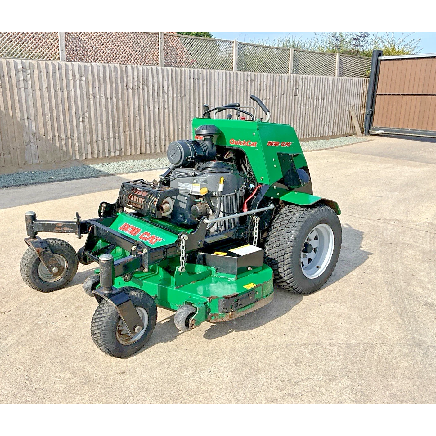 2015 BOBCAT QUICKCAT 48 ZERO TURN STAND ON LAWN MOWER