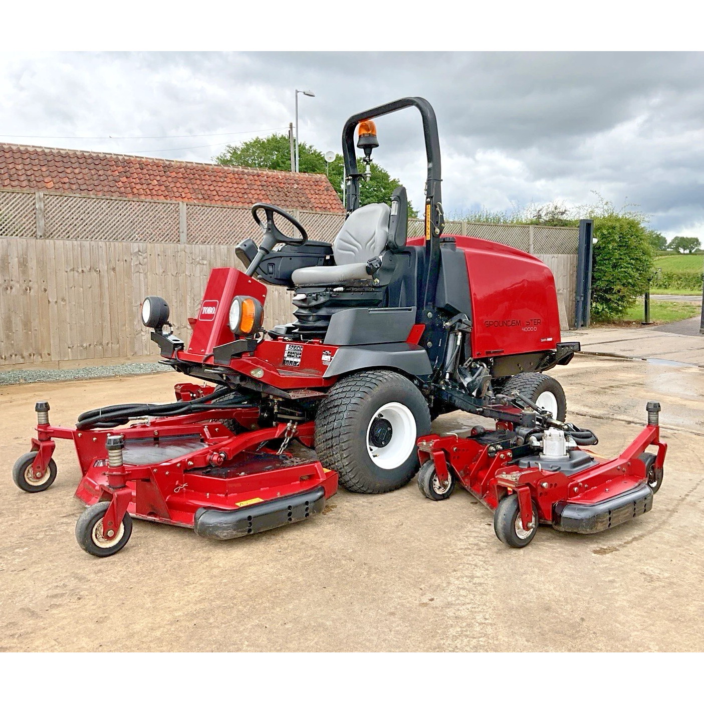 2015 TORO GROUNDSMASTER 4000-D WIDE AREA BATWING