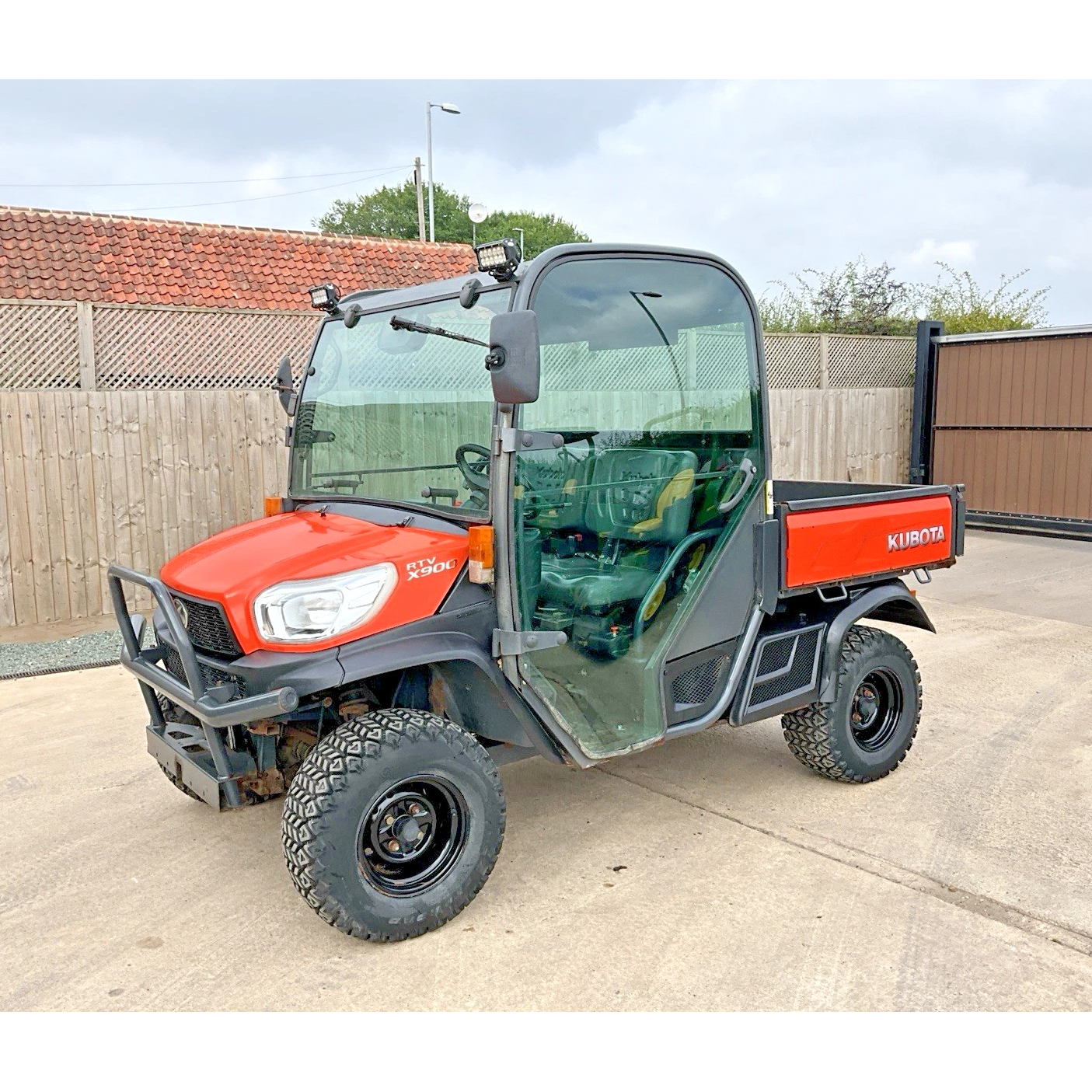 2016 ROAD LEGAL KUBOTA RTV X900 UTILITY VEHICLE