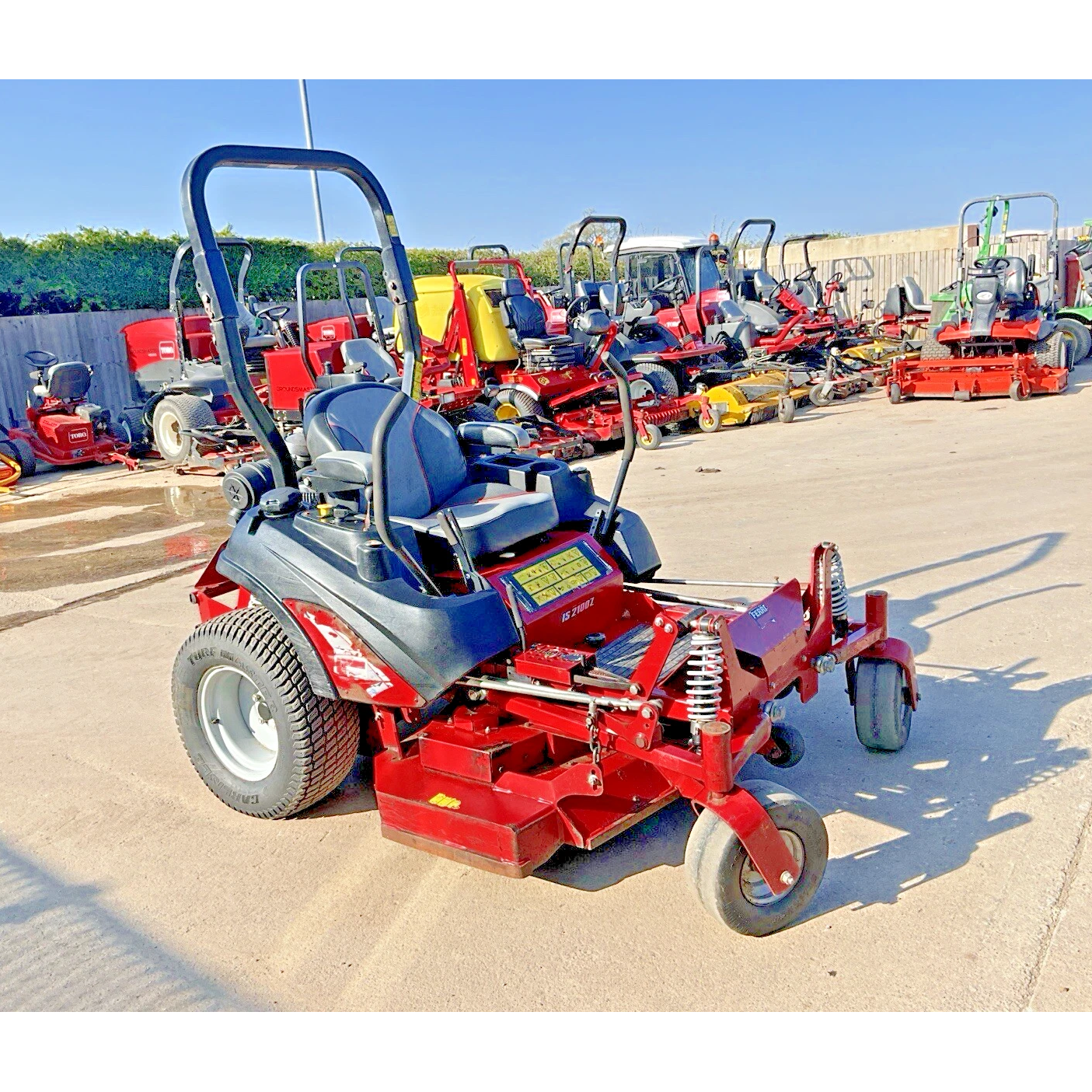 2017 FERRIS IS2100Z ZERO TURN KAWASAKI PETROL RIDE ON LAWN MOWER