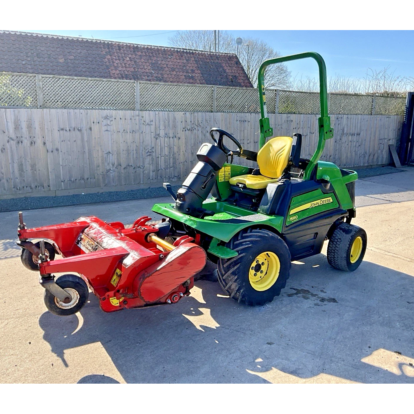 2017 JOHN DEERE 1580 OUTFRONT WITH TRIMAX FLAIL
