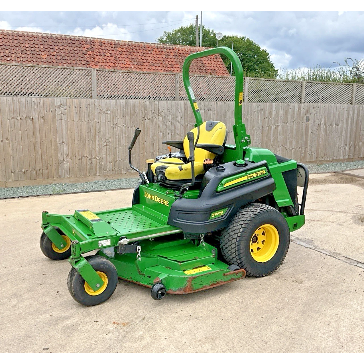 2018 JOHN DEERE Z997R ZERO TURN DIESEL RIDE ON MOWER