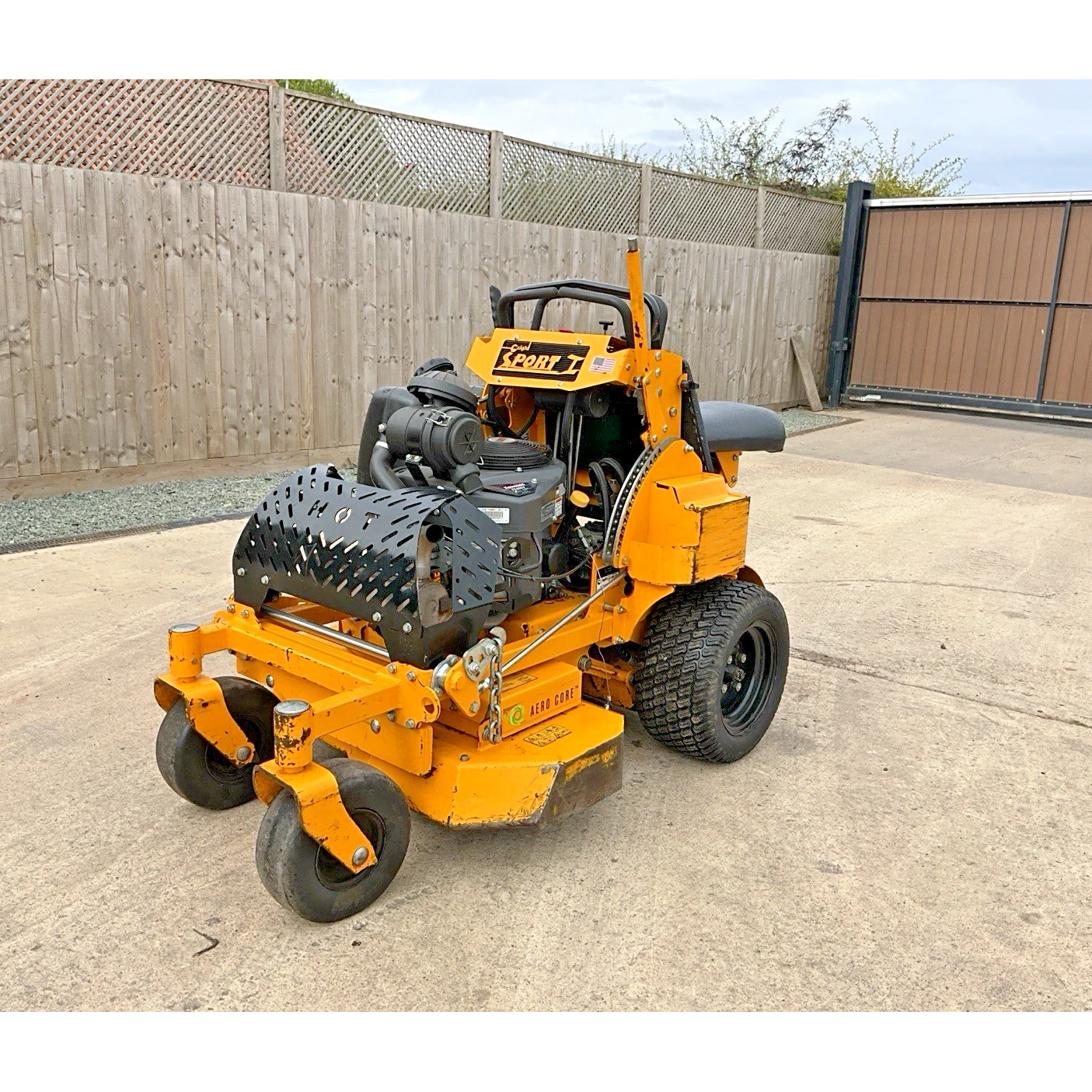 2018 WRIGHT STANDER SPORT 36 ZERO TURN STAND ON LAWN MOWER | 612 HOURS