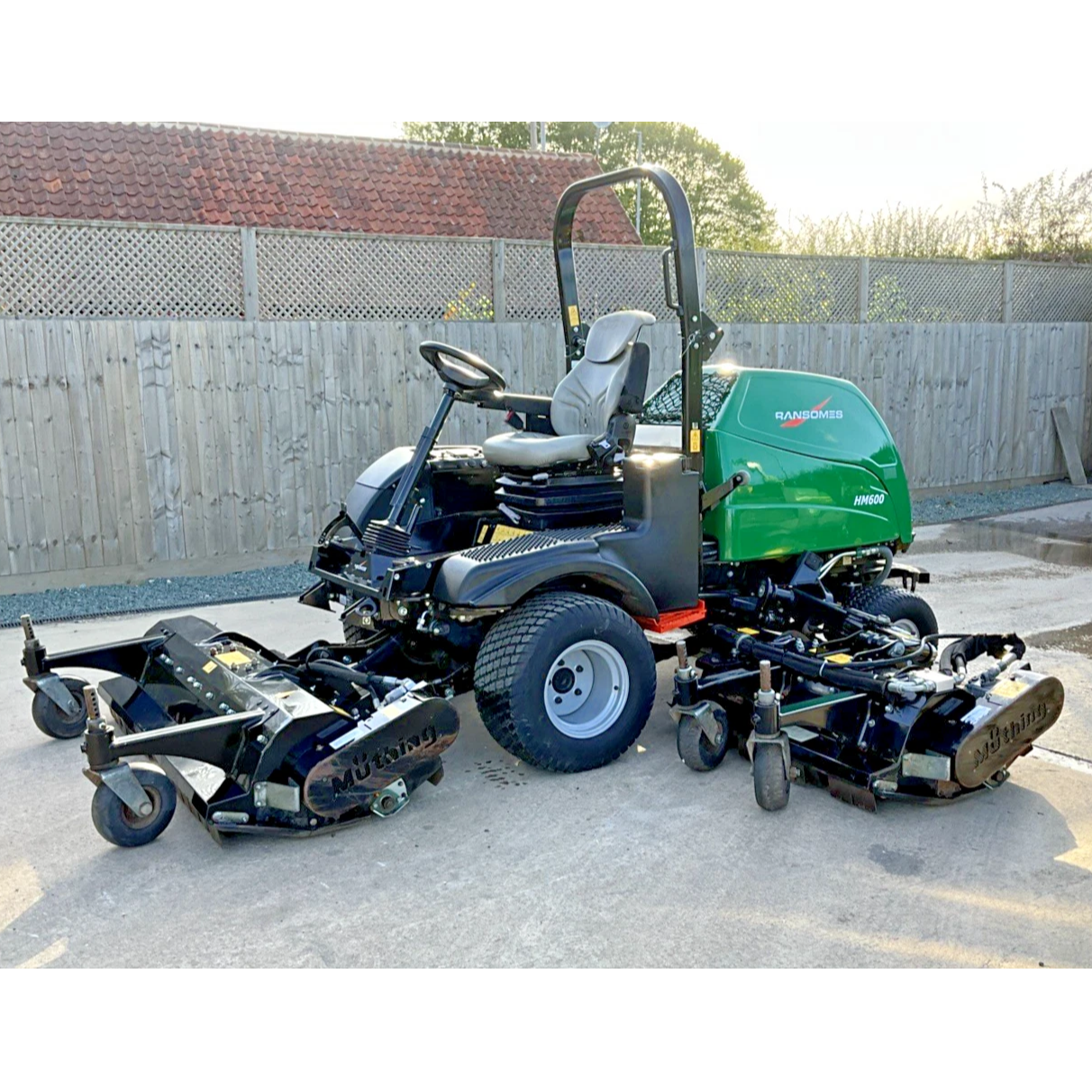 2019 RANSOMES HM600 WIDE AREA BATWING FLAIL RIDE ON LAWN MOWER