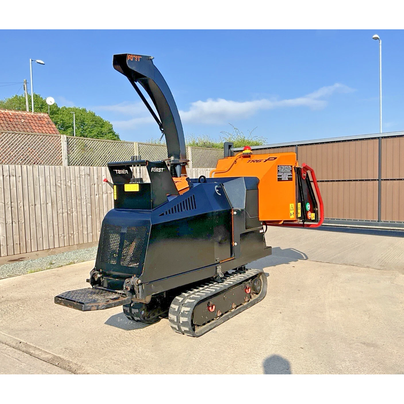 2021 FORST TR6P TRACKED WOODCHIPPER | 1382 HOURS