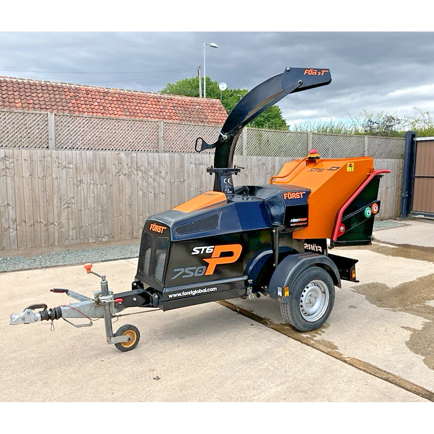 2022 FORST ST6P FAST TOW PETROL WOODCHIPPER